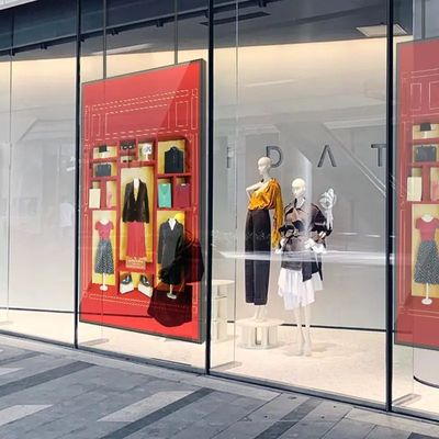 Écran LCD publicitaire pour vitrine de magasin