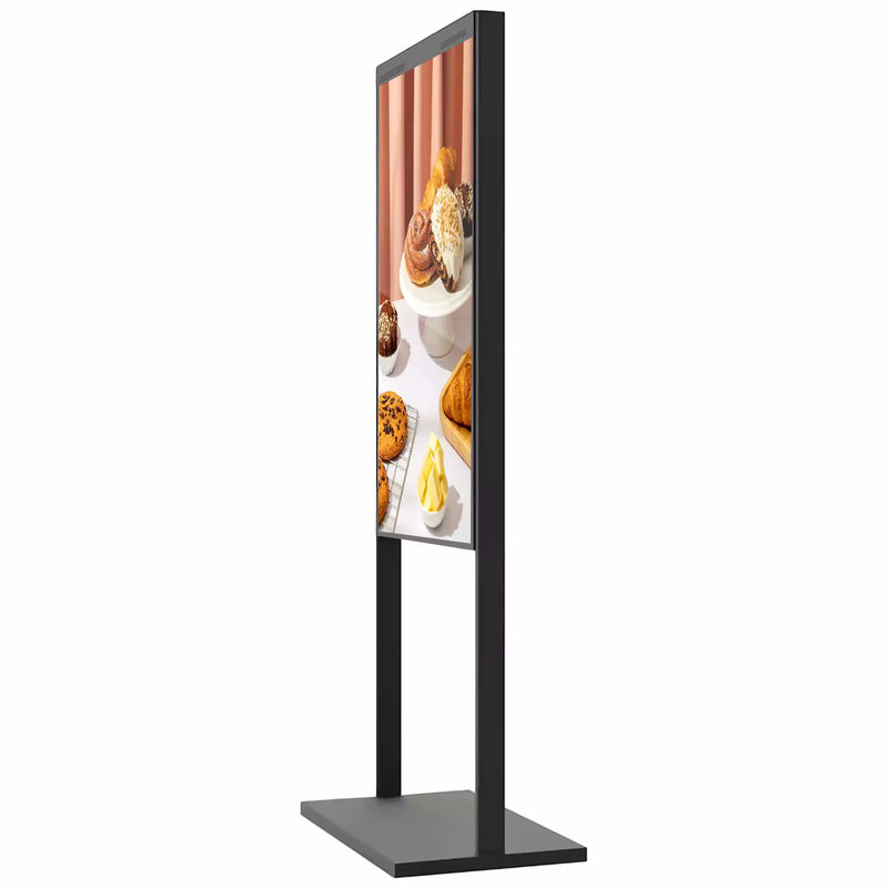 Écran publicitaire haute luminosité de 65 pouces avec une luminosité de 2000-3000 nits et un angle de vision de 178° pour la signalisation numérique en vitrine